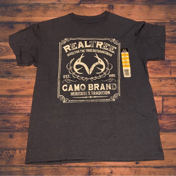 Realtree Camo Brand Hunting Logo Shirt Real Tree Mossy Oak American Flag Rustic - Picture 1 of 5